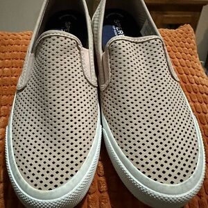 SPERRY slip ons